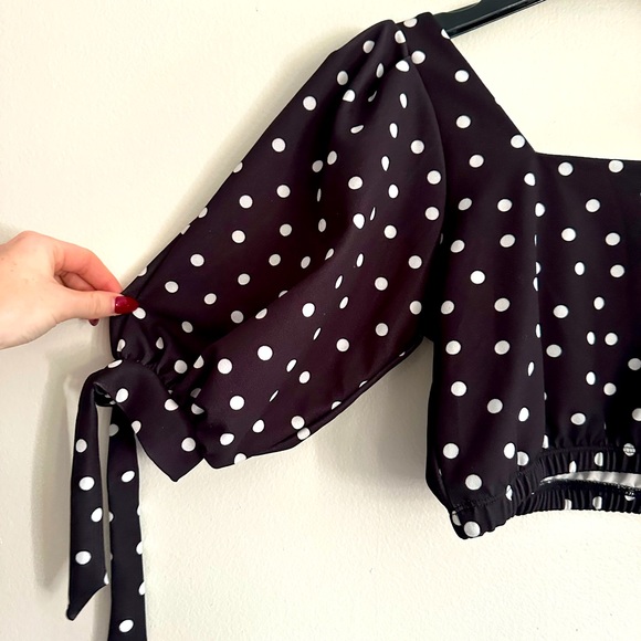 ASOS B&W Polka Dot Crop Top - Picture 2 of 4